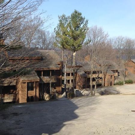 Summit Village Bellaire エクステリア 写真