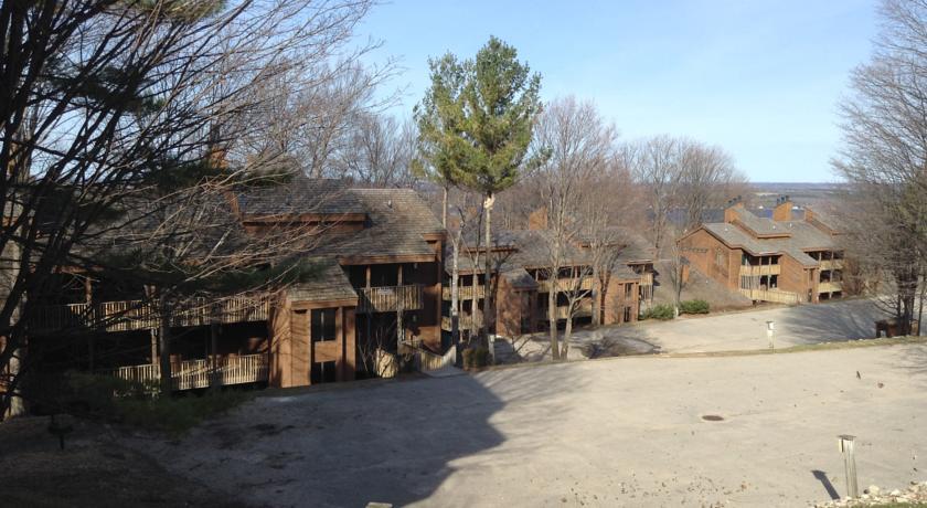 Summit Village Bellaire エクステリア 写真