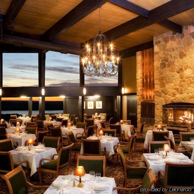 Summit Village Bellaire レストラン 写真